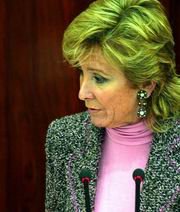 La presidenta regional, Esperanza Aguirre, en una sesión plenaria en la Asamblea