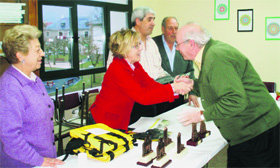 El equipo formado por Miguel Ángel Gómez y Luis Arranz fue el ganador del Campeonato de Dominó organizado por el Hogar del Mayor de Guadarrama.