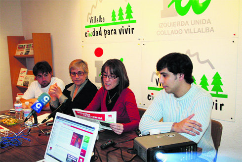 IU abre nuevos canales de comunicación con los vecinos y renueva su consejo local