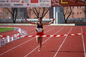 Youness Laktarni, cruzando la meta situada en la Ciudad Deportiva de Villalba (Foto: E. P.)