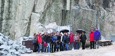 Alpedrete Sostenible visita las canteras con un grupo de alumnos de Estrasburgo