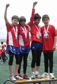 Los Relevos de Benjamín e Infantil Masculino de Moralzarzal se proclaman campeones de la región