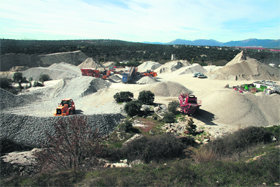 Imágen de la montaña de escombros  (Foto: RICARDO MIGUEL PEÑA)