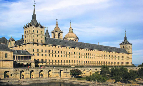 Vista de la fachada de Mediodía del Monasterio de San Lorenzo de El Escorial  (Foto: ARCHIVO)