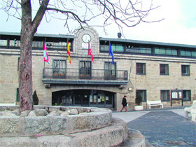 El Ayuntamiento de Colmenarejo vive una nueva crisis tras la decisión de la edil  (Foto: ARCHIVO)