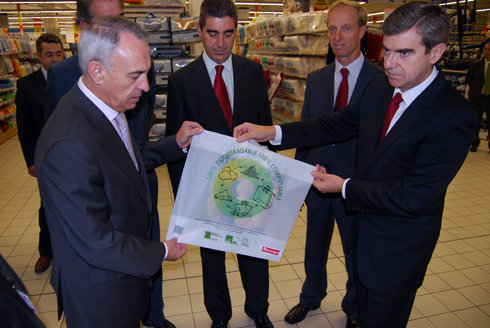 Ayer se inauguró el nuevo hipermercado Alcampo en el centro comercial Espacio de Torrelodones