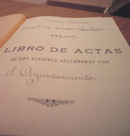 Imagen del libro de actas de 1934  (Foto: AYTO. COLLADO VILLALBA)