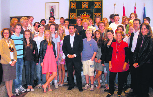 Un grupo de escolares de Noruega visita Galapagar