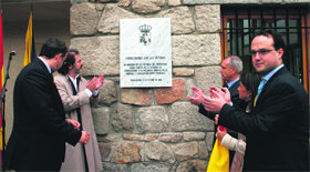 Torrelodones rinde homenaje a las víctimas del terrorismo coincidiendo con la Virgen del Pilar