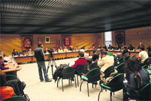 Imagen del salón de plenos del Ayuntamiento (Foto:  R. M. PEÑA)