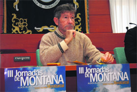 Carlos Soria presentó las Jornadas en el Ayuntamiento este miércoles  (Foto: RICARDO MIGUEL PEÑA)