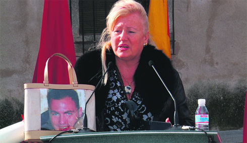 Robledo homenajea a Antonio Molina, asesinado por ETA en Collado Villalba hace seis años.