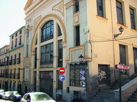 Fachada del histórico Cine Variedades de San Lorenzo, situado en la calle Pozas. (Foto: ARCHIVO)