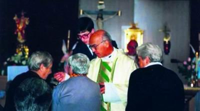 El cardenal Ángel Suquía, en su visita a El Escorial en 1994