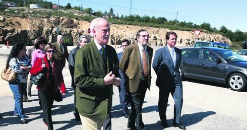 El consejero de Transportes, José Ignacio Echeverría, durante el acto celebrado ayer / C. M.