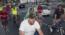 El grupo recorrió la localidad en sus bicicletas / CEDIDA