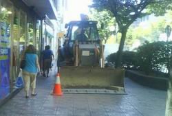 Críticas de los vecinos en los primeros días de las obras en la calle Real de Collado Villalba