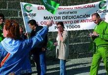 Concentración en el Monasterio de los trabajadores de Patrimonio