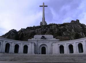 Vista de la entrada a la Basílica del Valle de los Caídos