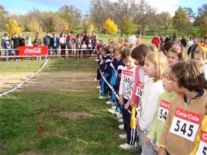 Más de 2.000 niños se dan cita en La Herrería para participar en el cross escolar de San Lorenzo