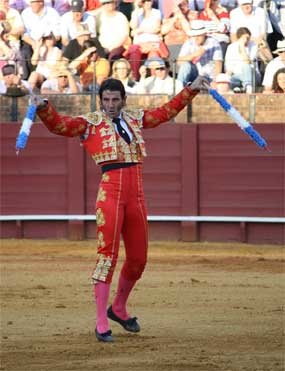 Juan José Padilla hará el paseíllo en el festival taurino 