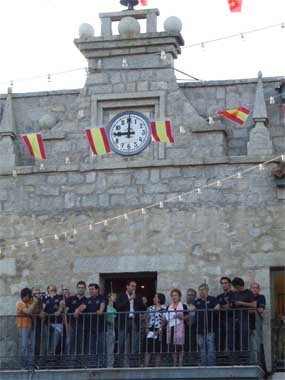 Imagen del pregón que se celebra en la plaza del Ayuntamiento