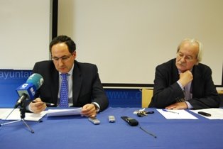 Representantes de la Agrupación de Propietarios del AHN, en rueda de prensa (Foto: E. P.)