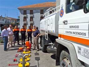 La agrupación de Protección Civil cuenta con un nuevo vehículo para la extinción de incendios