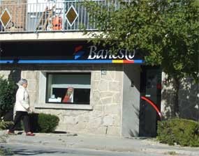 Atraco en un banco de Zarzalejo  