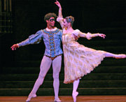 Carlos Acosta y Tamara Rojo, en ‘Romeo y Julieta’ (Foto: Dee Conway)