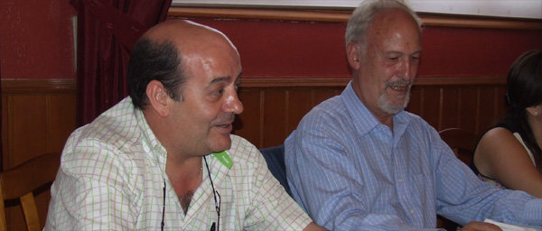 Antonio Vicente, candidato del PP para las elecciones de 2007, con el presidente de la Gestora, Ignacio Echeverría (Foto: E. P.)