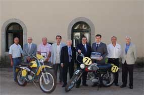 Un libro recuerda la primera gran prueba del motociclismo todoterreno en España, celebrada en San Lorenzo en 1970