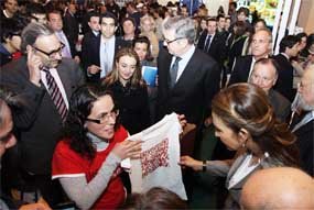 La infanta Elena visita el ‘stand’ de la Universidad Nebrija en Aula 2012