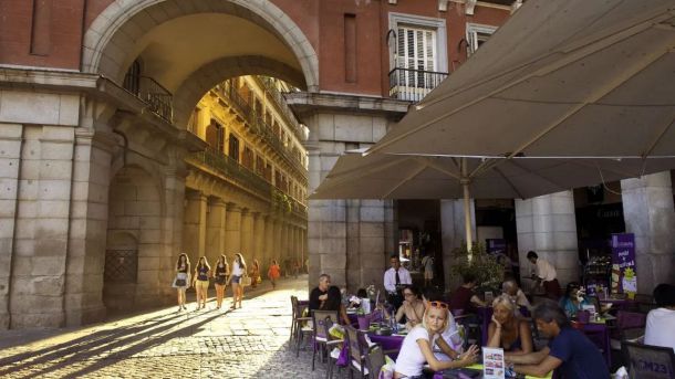 Más Madrid reúne a fuerzas territoriales de izquierdas para hablar de turismo masivo y tasa turística