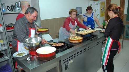 San Lorenzo pone en marcha una nueva edición del curso de cocina para principiantes