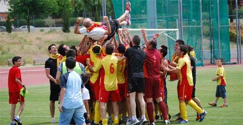 Un CUC Villalba de fiesta deportiva y con deberes que hacer para Tercera 