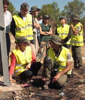 La consejera de Presidencia asiste en Galapagar a una práctica de investigación de incendios forestales