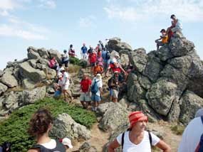 Del folklore tradicional a la cita con Travesía de las Cumbres Escurialenses