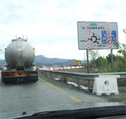 Señalización en el acceso a la autopista (Foto: E.P.)