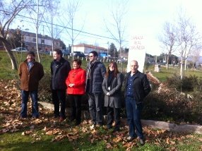 Responsables municipales y regionales, en la Cañada Real Coruñesa (Foto: E. P.)