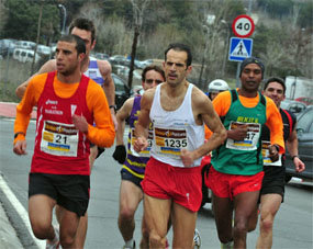 Una fiesta de 1.500 ‘runners’ y Cuadrillero contra el poder marroquí 