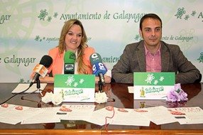 Los ediles Carla Greciano y Javier Álvarez, en la presentación de esta iniciativa