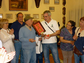 La Casa de Extremadura homenajea a Victorino Martín en la finca Monteviejo