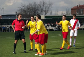 El acta del Rayo B merma al CUC Villalba ante el Pozuelo