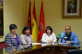 Los padres del colegio público Villa de Guadarrama se movilizan ante el rechazo del bilingüismo en el instituto