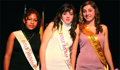 Imagen de la reina y sus dos damas de honor  (Foto: CEDIDA)