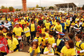 Deportistas, familias y políticos pedalearán juntos para  celebrar el ‘Día de la Bicicleta’