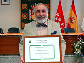 Homenaje a Venancio Díaz Castán, médico de miles de galapagueños