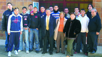 El alcalde de Galapagar realiza una visita el Centro de Garantía Social de La Navata