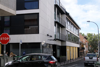 La asamblea del edificio ocupado niega tener relación con  el asalto a un supermercado pese a las sospechas policiales